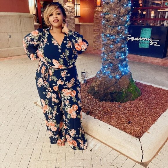 Floral Print Jumper Sizes 1X/2X/3X - Picture 3 of 3